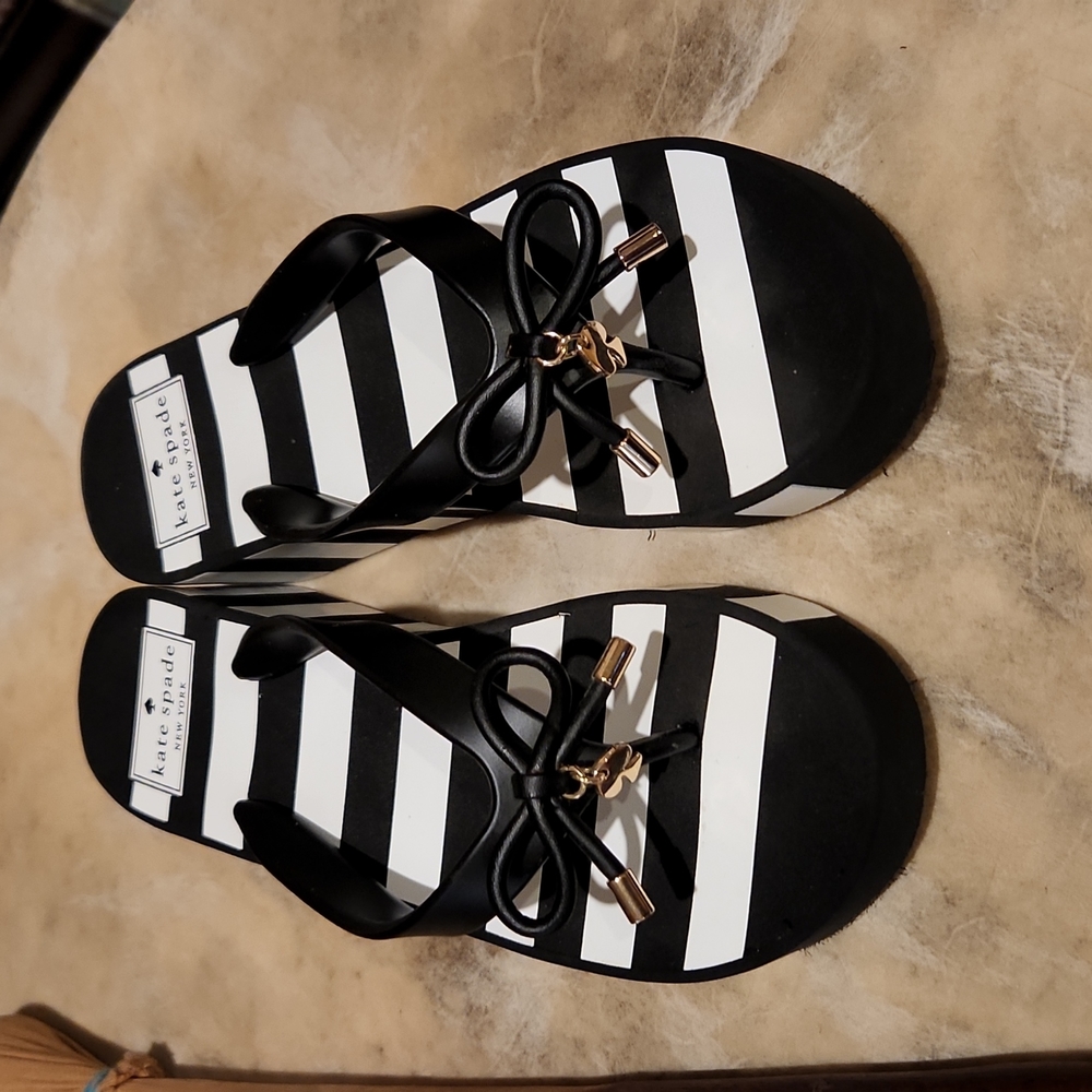 Kate Spade black white stripe platform sandals 6M